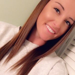 Meet your Posher, Kayli